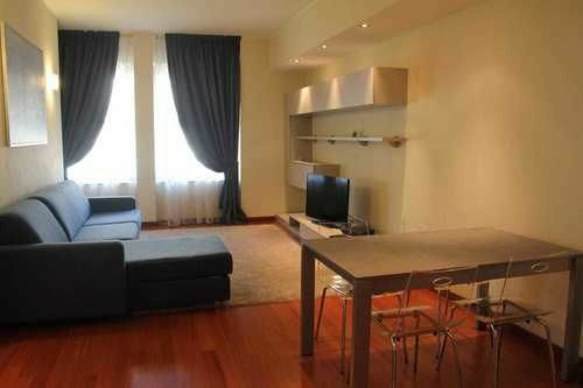 Appartamento Vitruvio 43 *